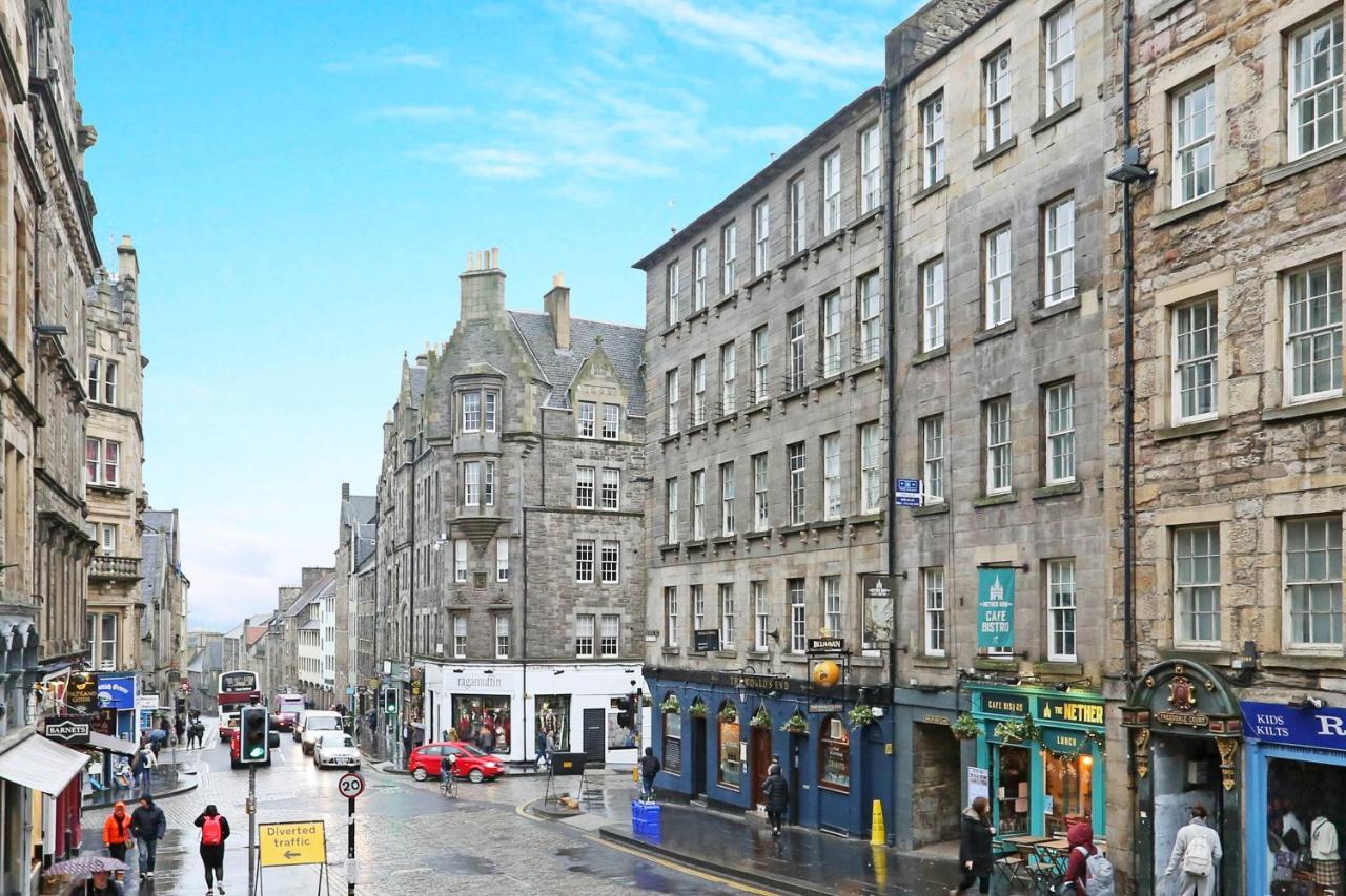 Joivy Elegant Home At The Heart Of The Royal Mile Единбург Екстериор снимка