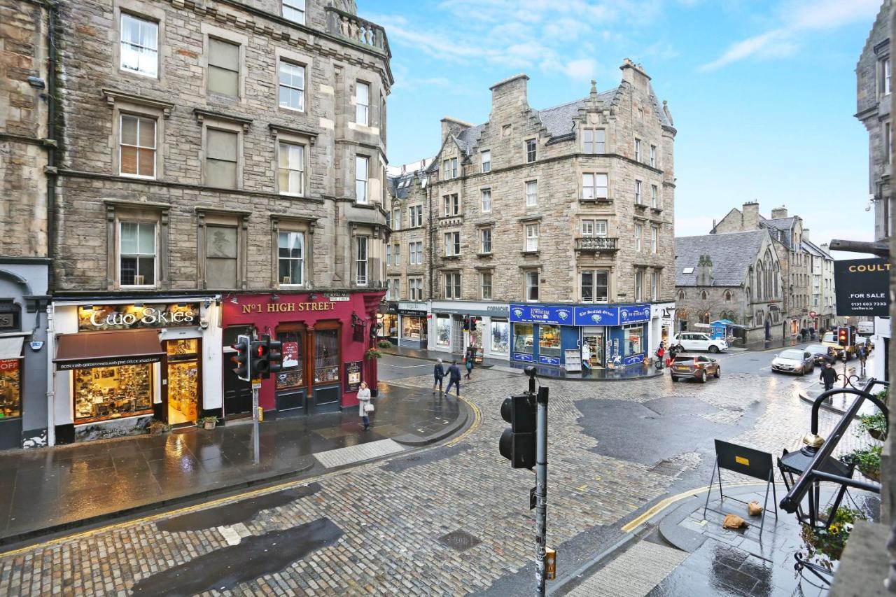 Joivy Elegant Home At The Heart Of The Royal Mile Единбург Екстериор снимка
